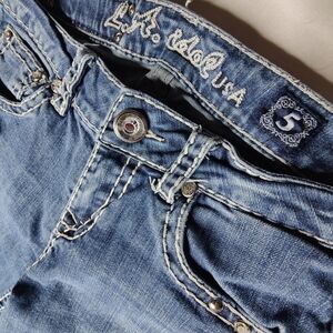 L.A. idol Women's Light Blue Boot Cut Jeans with White Topstitching